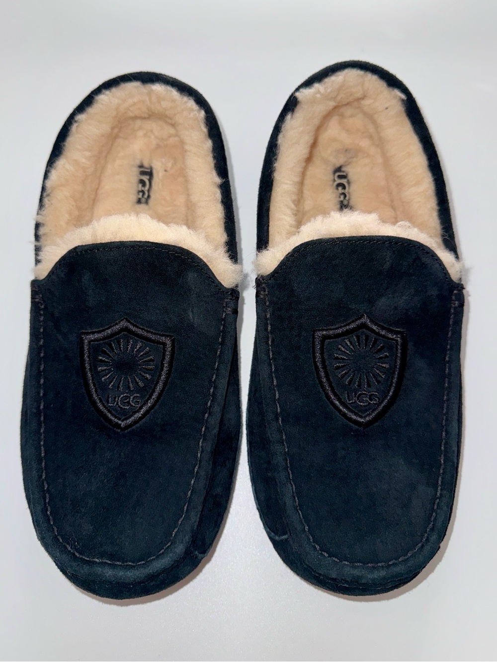 UGG Ascot Noble Men's Moccasin Slippers Size 11